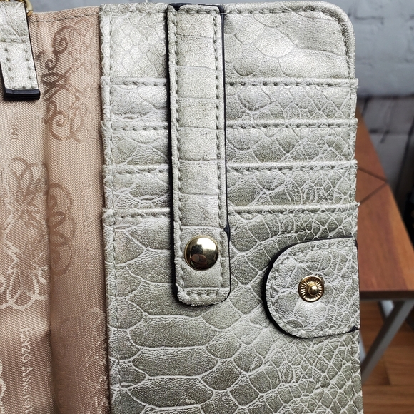 Enzo Angolini Crossbody Wallet - Picture 6 of 8